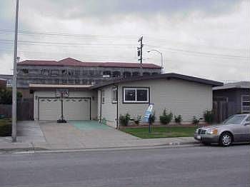 1st image of 2724 Hosmer St