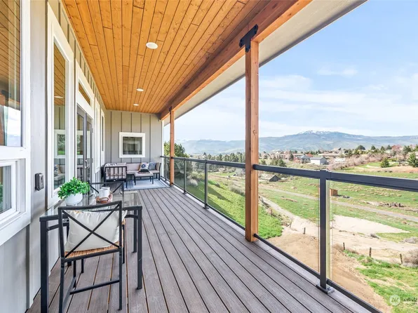86 Blossom Lane, Wenatchee, WA 98801