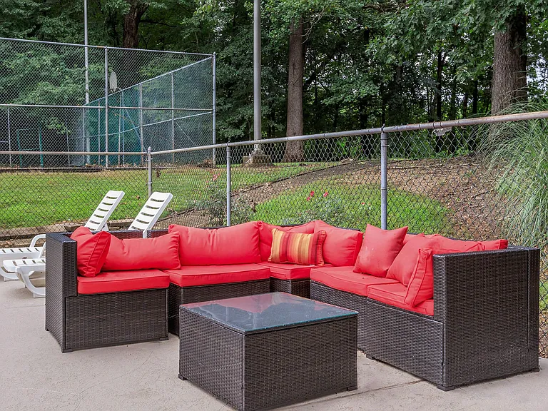 Ashley Oaks Apartments — Photo 7
