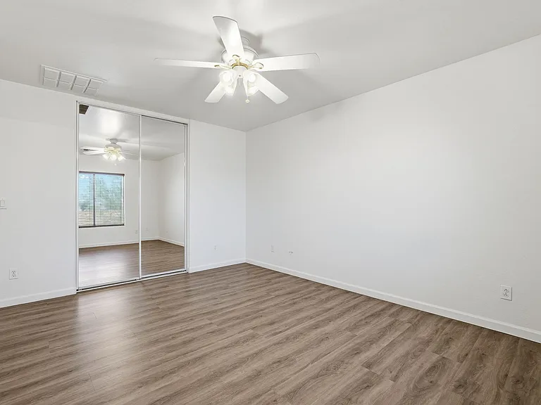 306 S Cactus St — Photo 16