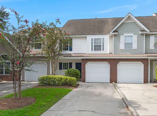 903 Yellow Hawthorn Cir, Summerville, SC 29483