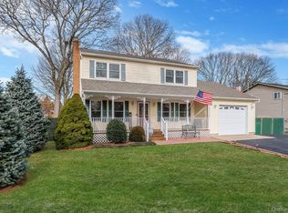 61 Arpage Drive E, Shirley, NY 11967