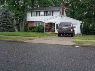 69 Green Vale Rd, Cherry Hill, NJ 08034