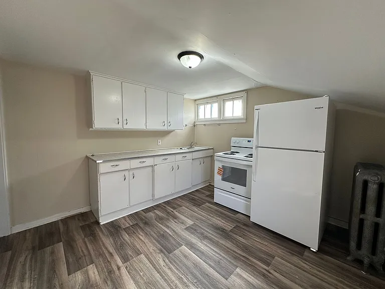 1413-13 — Photo 2