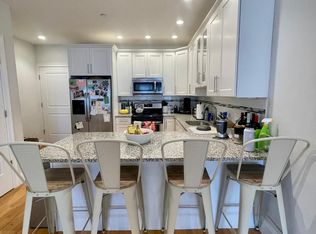 387 W Broadway #4, Boston, MA 02127
