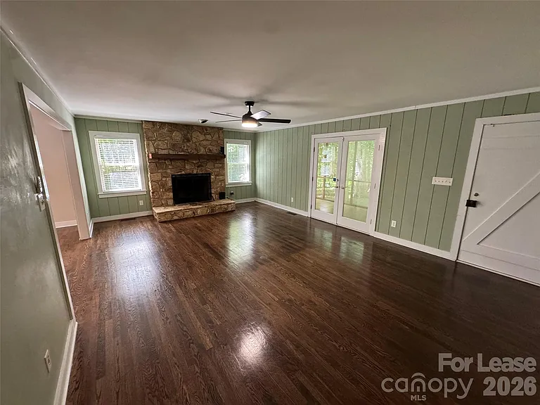 219 Lark Field Dr — Photo 9