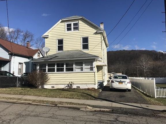 5th image of 52 Virginia Ave