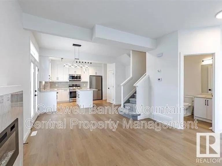 10008 162nd St NW — Photo 5