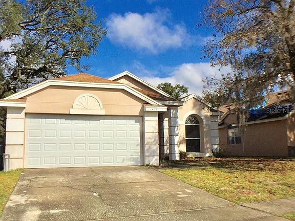 2nd image of 1465 Crawford Dr