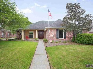 3357 White Shadows Dr, Baton Rouge, LA 70816