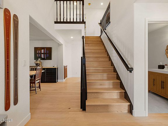 4th image of 40 Day Lily Ct