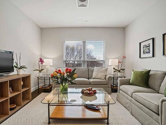 2nd image of 999 Hancock St Unit 312