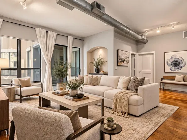 1901 Post Oak Blvd APT 3601, Houston, TX 77056