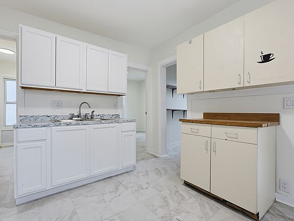 2nd image of 24 Grove St #26