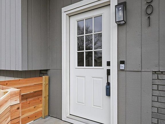 4th image of 501 Laredo Rd