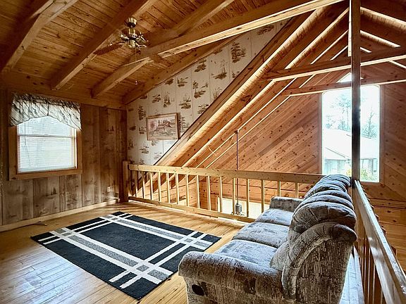 15th image of this home