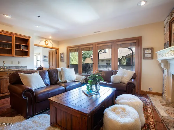7620 Royal St E #306, Park City, UT 84060
