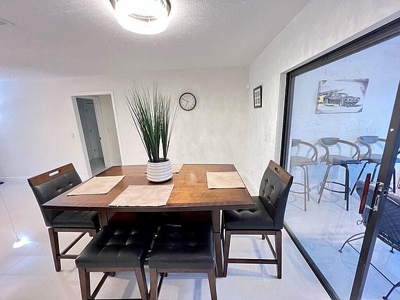 5th image of 10151 Eaglewood Terrace #A