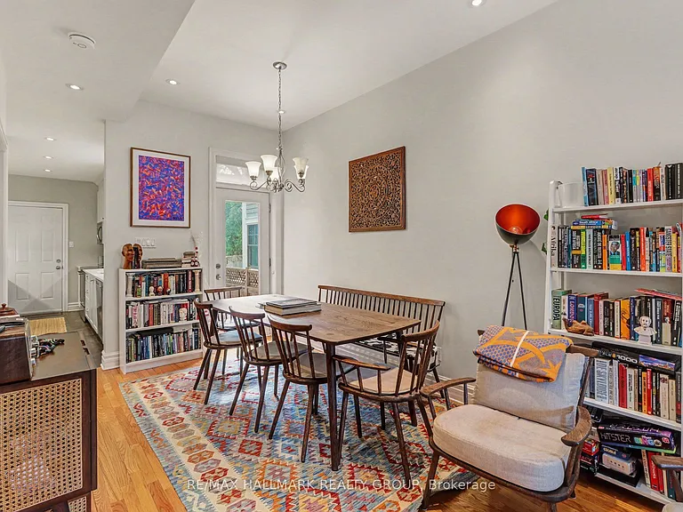 34 Lewis St — Photo 8