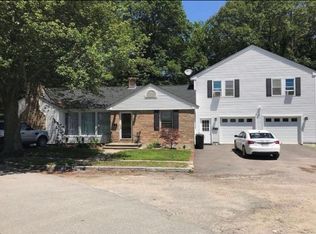 1 Lorenzo St #B, Worcester, MA 01604