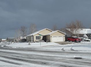 968 Desert Dr, Carson City, NV 89705