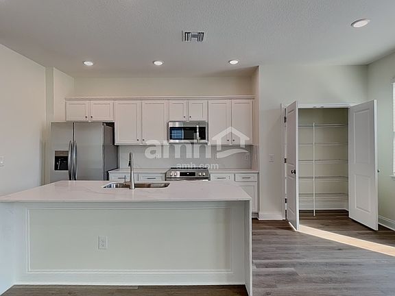 5th image of 2561 Feather Crest Dr