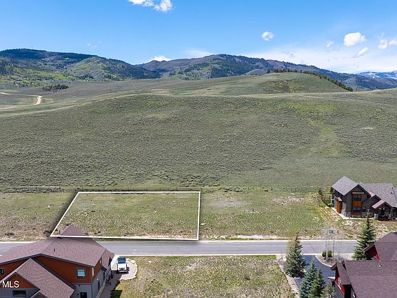 4th image of 1580 WILDHORSE Circle