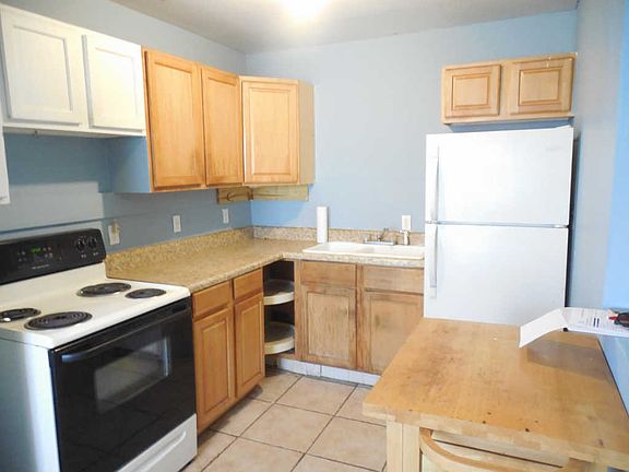 4th image of 736 45th St