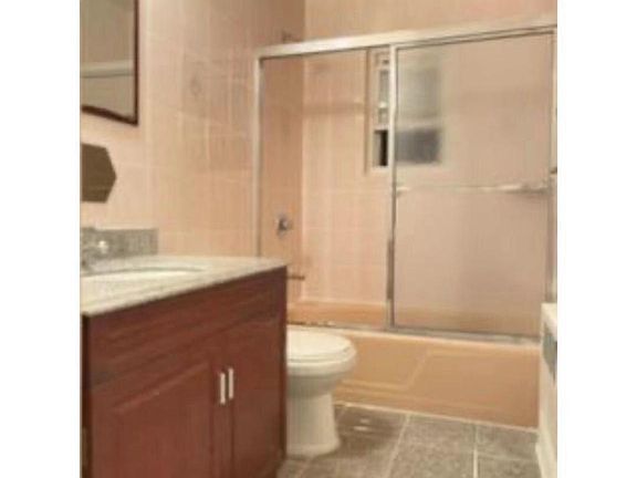 5th image of 7300 198th St #201