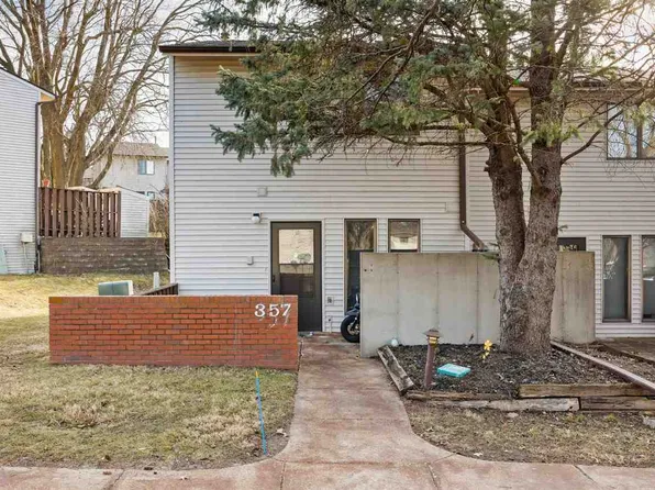 357 Samoa Dr, Iowa City, IA 52246