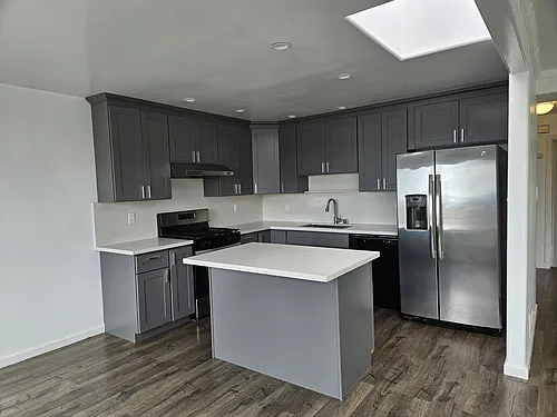61 Mar Vista Dr Photo 1