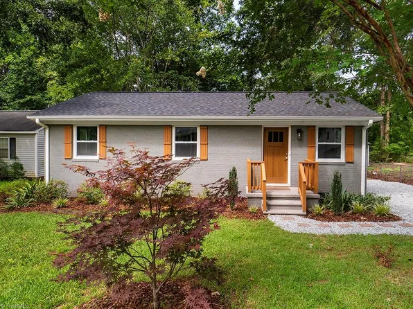 202 North St, Mebane, NC 27302