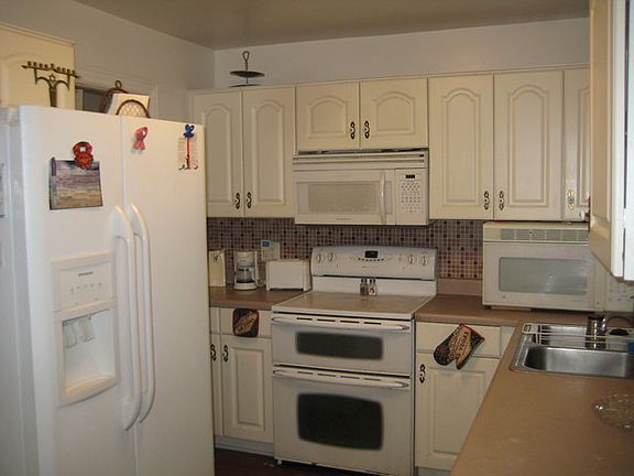 5th image of 614 N Martin Ave