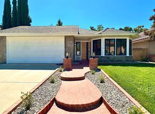19510 Cohasset St, Reseda, CA 91335