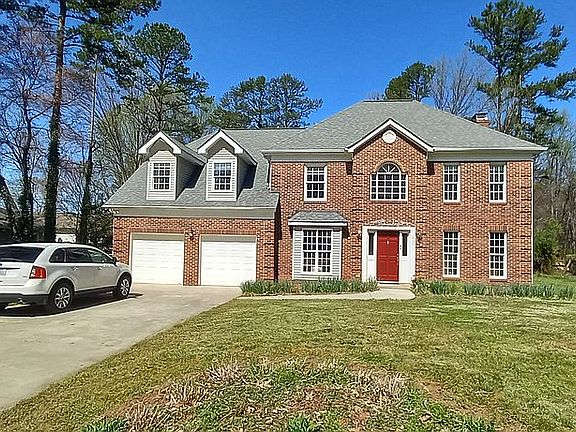 3rd image of 207 Withershinn Dr