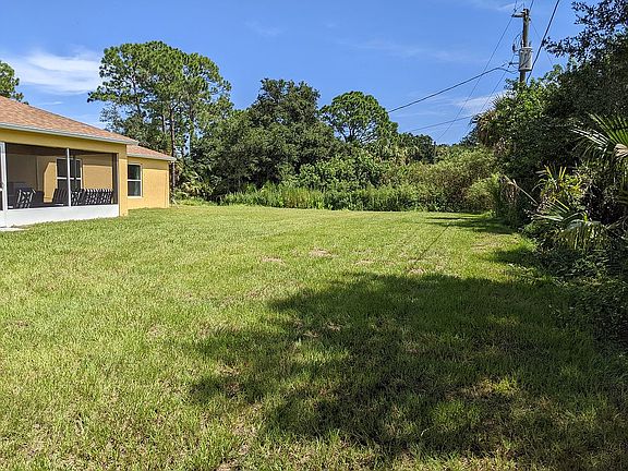 5th image of 764 Lavender St SE