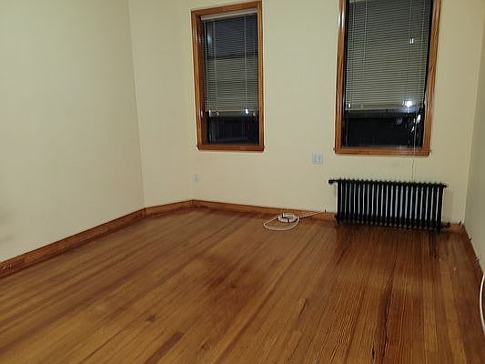 2nd image of 2126 Harman St Floor 2