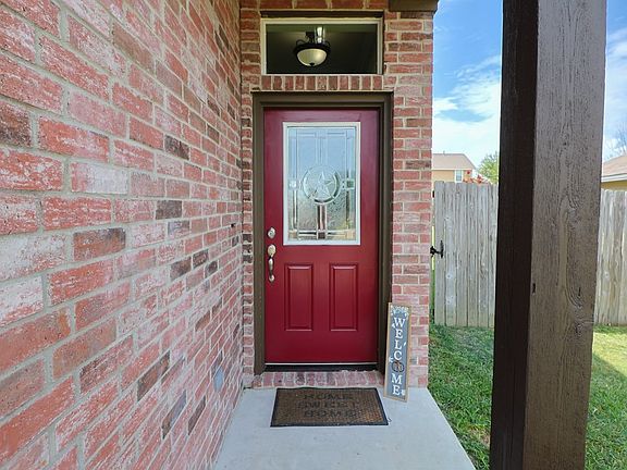 5th image of 2915 Horseback Ct