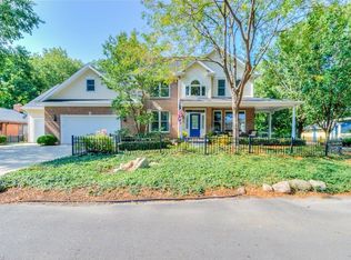 78 Rice Park Dr, Avon Lake, OH 44012