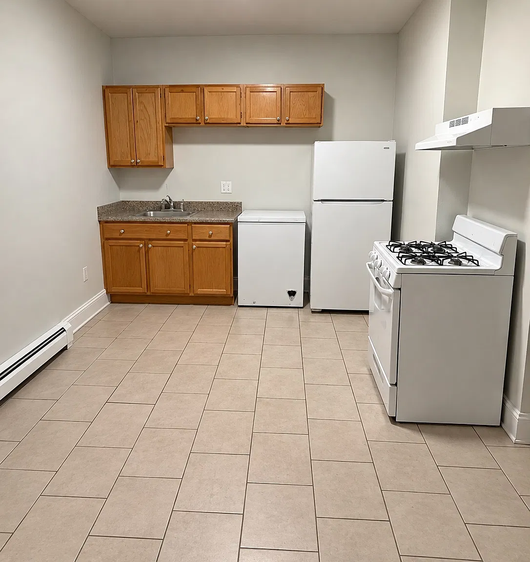 3 bed, $2,045 — Photo 2