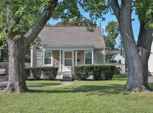 122 Colonial Dr, Saint Matthews, KY 40207