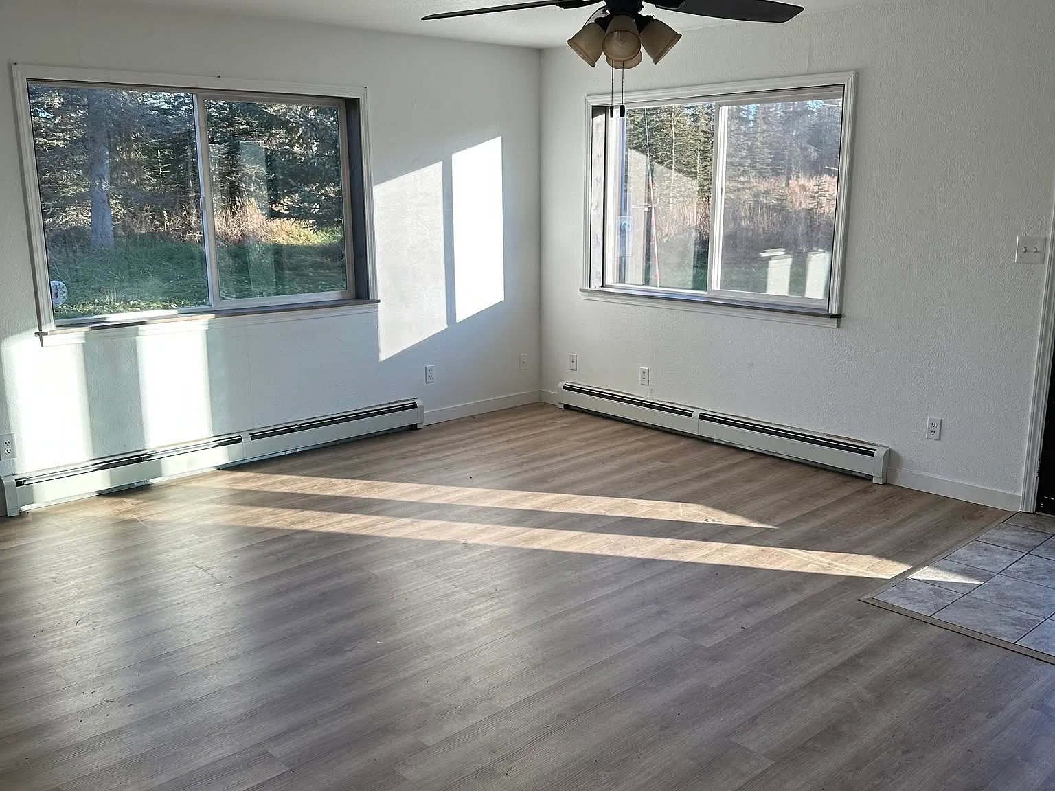 3 bed, 1.5 bath, 1245 sqft, $1,900 — Photo 3