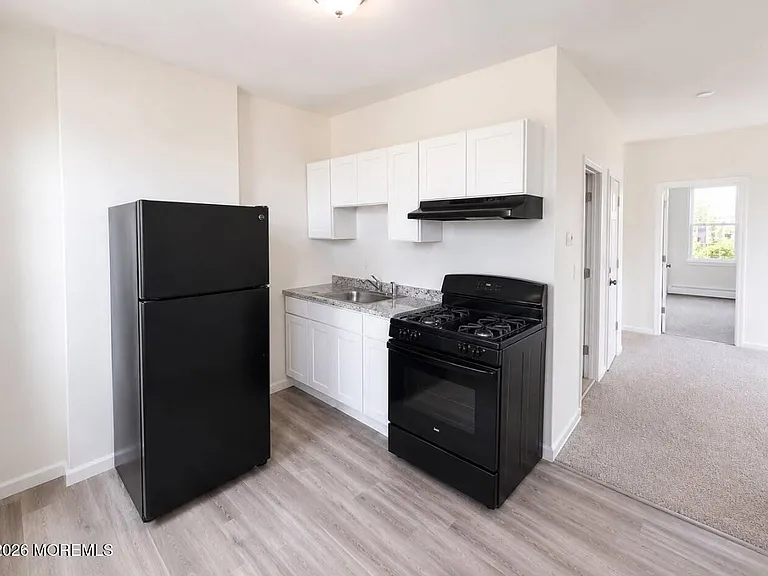 6715 Durham Ave — Photo 2