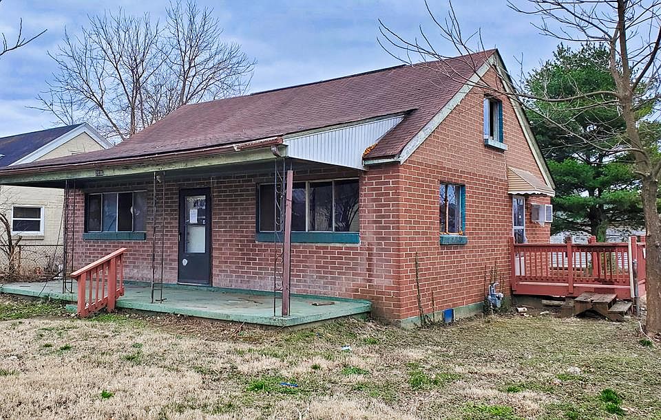 1st image of 2036 Cullen Ave