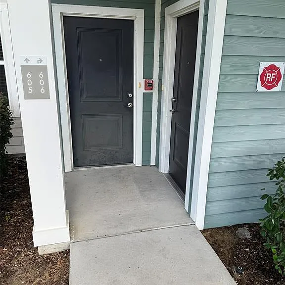 2460 Ann Rou Rd #606 — Photo 2