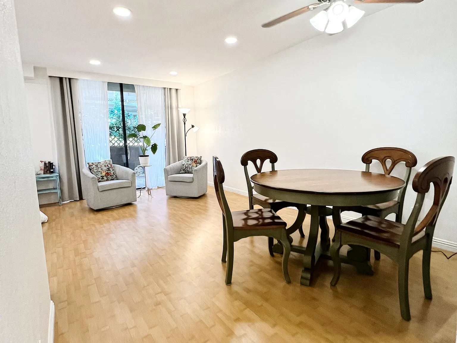 Studio, 490 sqft, $2,800 — Photo 3
