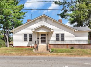 34 Main St, Pelzer, SC 29673