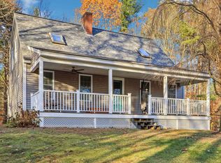 26 Hunt Pond Rd, Sandown, NH 03873