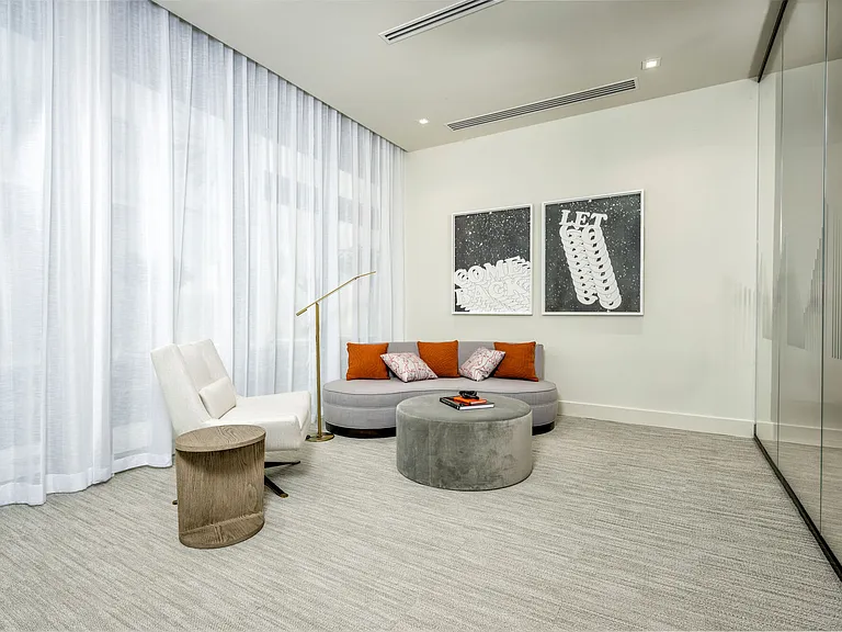 Magnus Brickell — Photo 7
