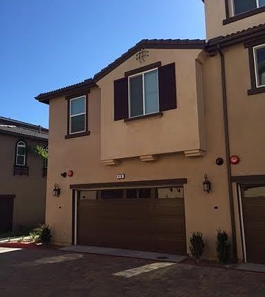4th image of 418 Penelope Dr